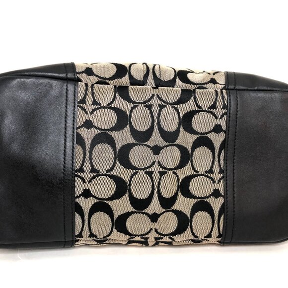 Coach Hadley Signature Duffle, Model F28981, AUTHENTICATED - Picture 13 of 16